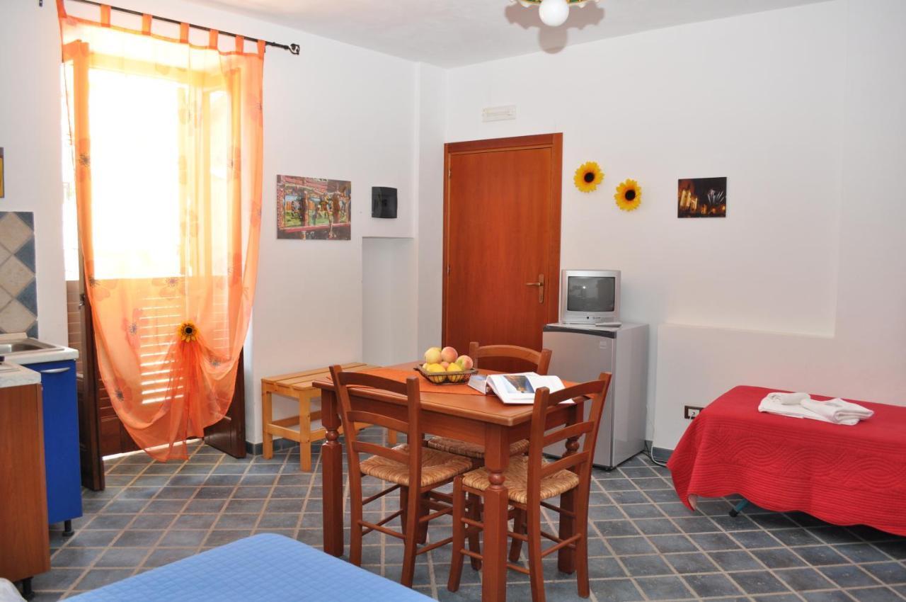 Case Albergo Al Cortiletto Licata Δωμάτιο φωτογραφία